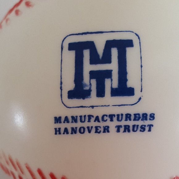 VIntage New York Mets Manufacturers Hanover Trust Plastic Baseball Bank … - Picture 4 of 16